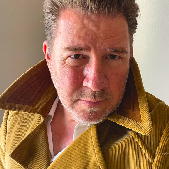 Vintage corduroy coat. - Picture 2 of 14